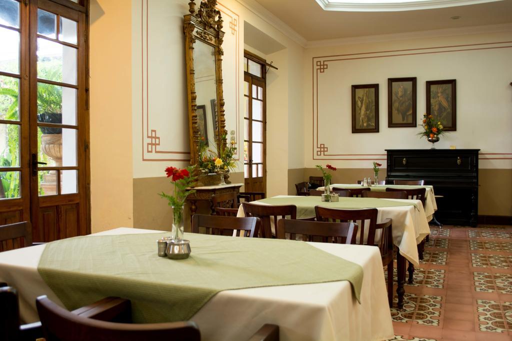 Hotel Aurora Antigua Eksteriør bilde